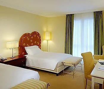 Rizzi Aquacharme & Отель Darfo Boario Terme