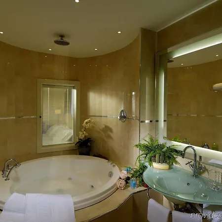 Otel Rizzi Aquacharme & Boario Terme