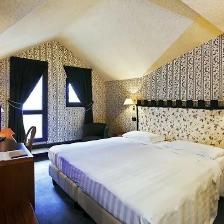 Rizzi Aquacharme & Otel 4*