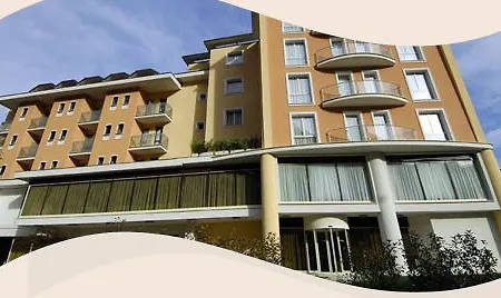 Rizzi Aquacharme & 4*